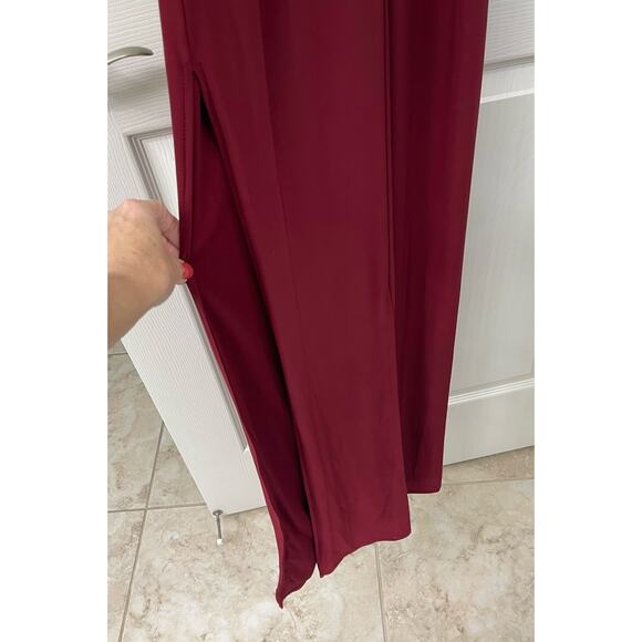 Windsor medium maxi wine burgundy side slit formal NWOT - Picture 8 of 11